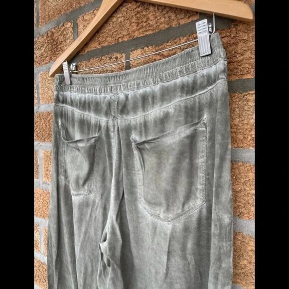 DWP Brody Jogger in Fatigue Green MEDIUM - Picture 12 of 15